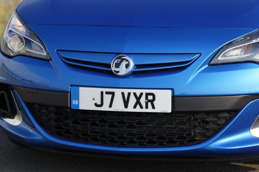  Vauxhall Astra VXR 2012 года  (фото 155 из 274)